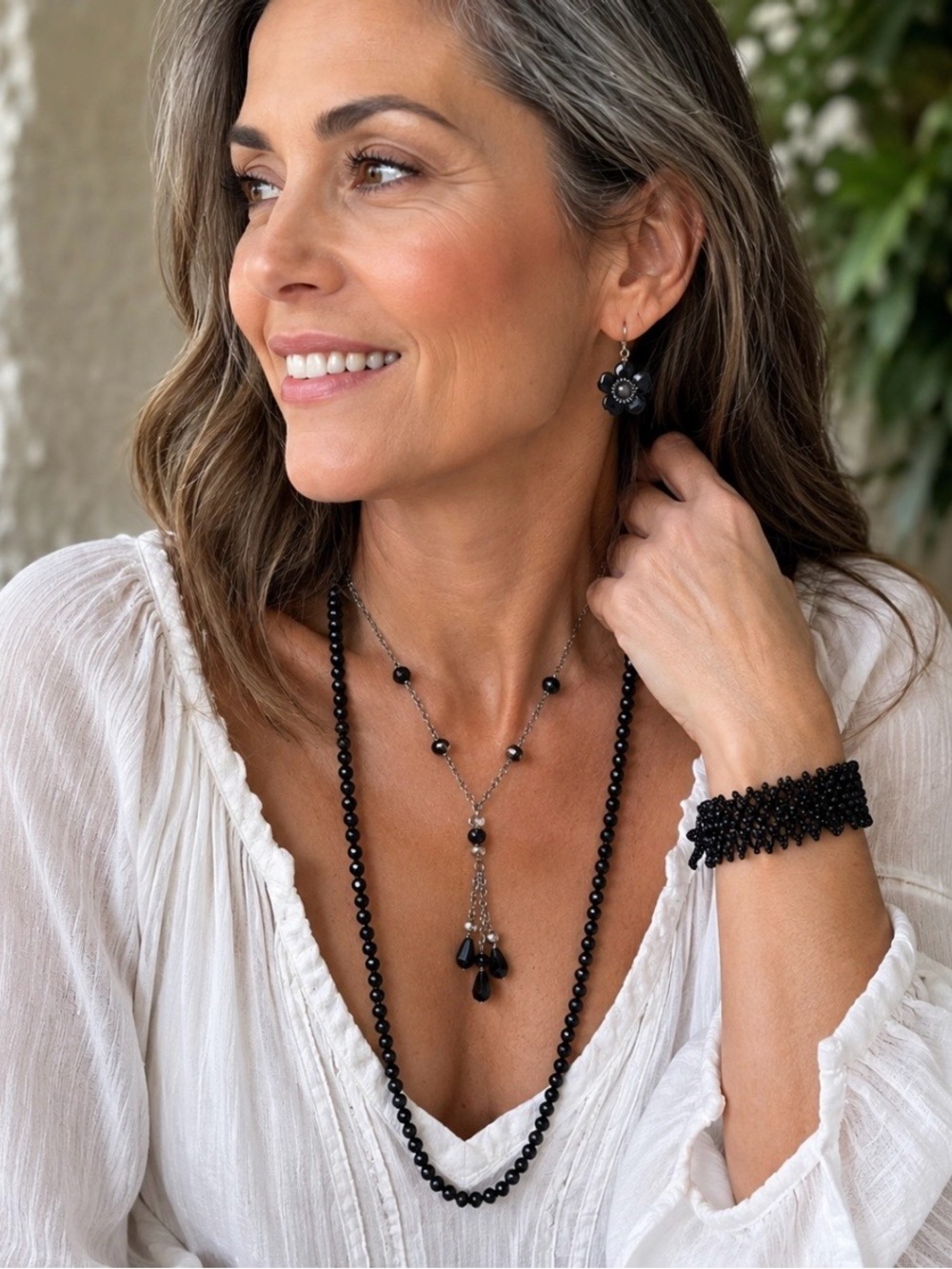 Black faceted beads jewelry set